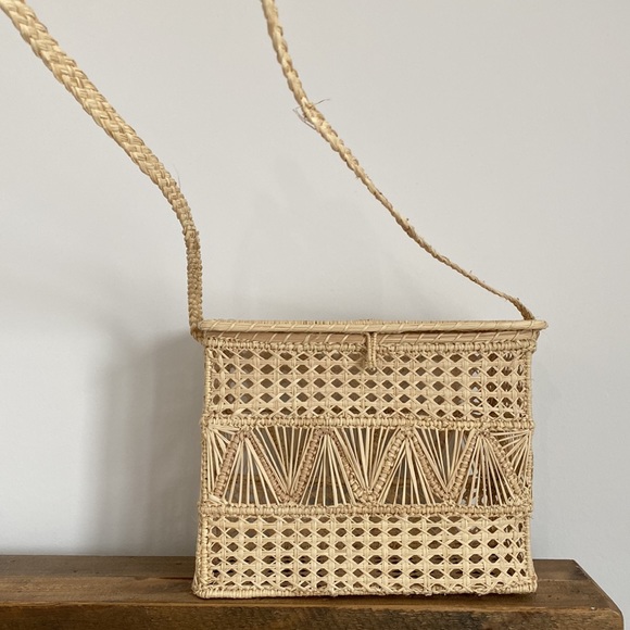 Handwoven Straw Bag - Picture 2 of 2